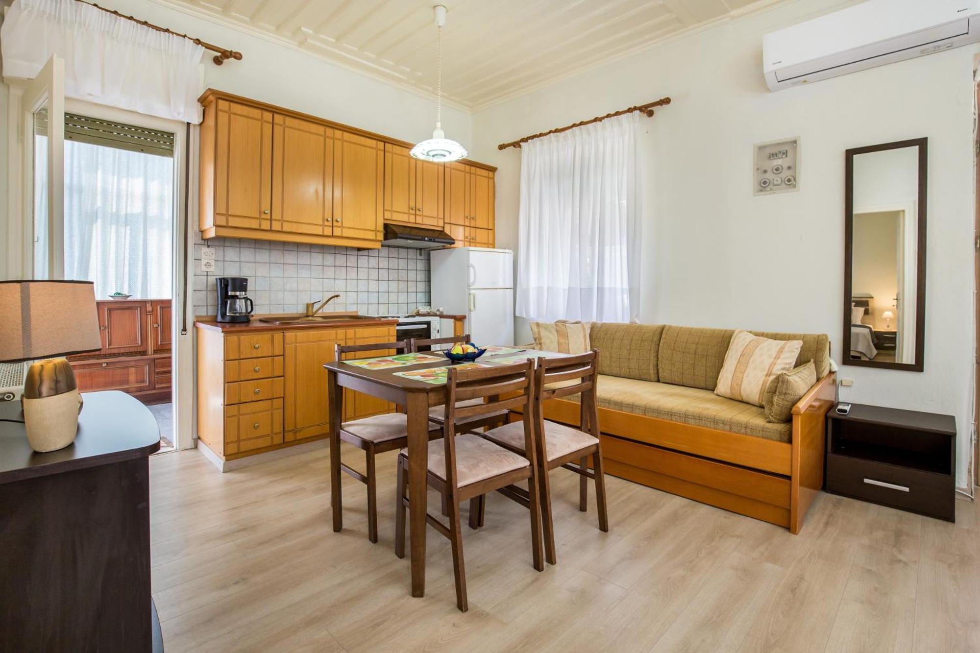 شقة House Stella يميناريا المظهر الخارجي الصورة