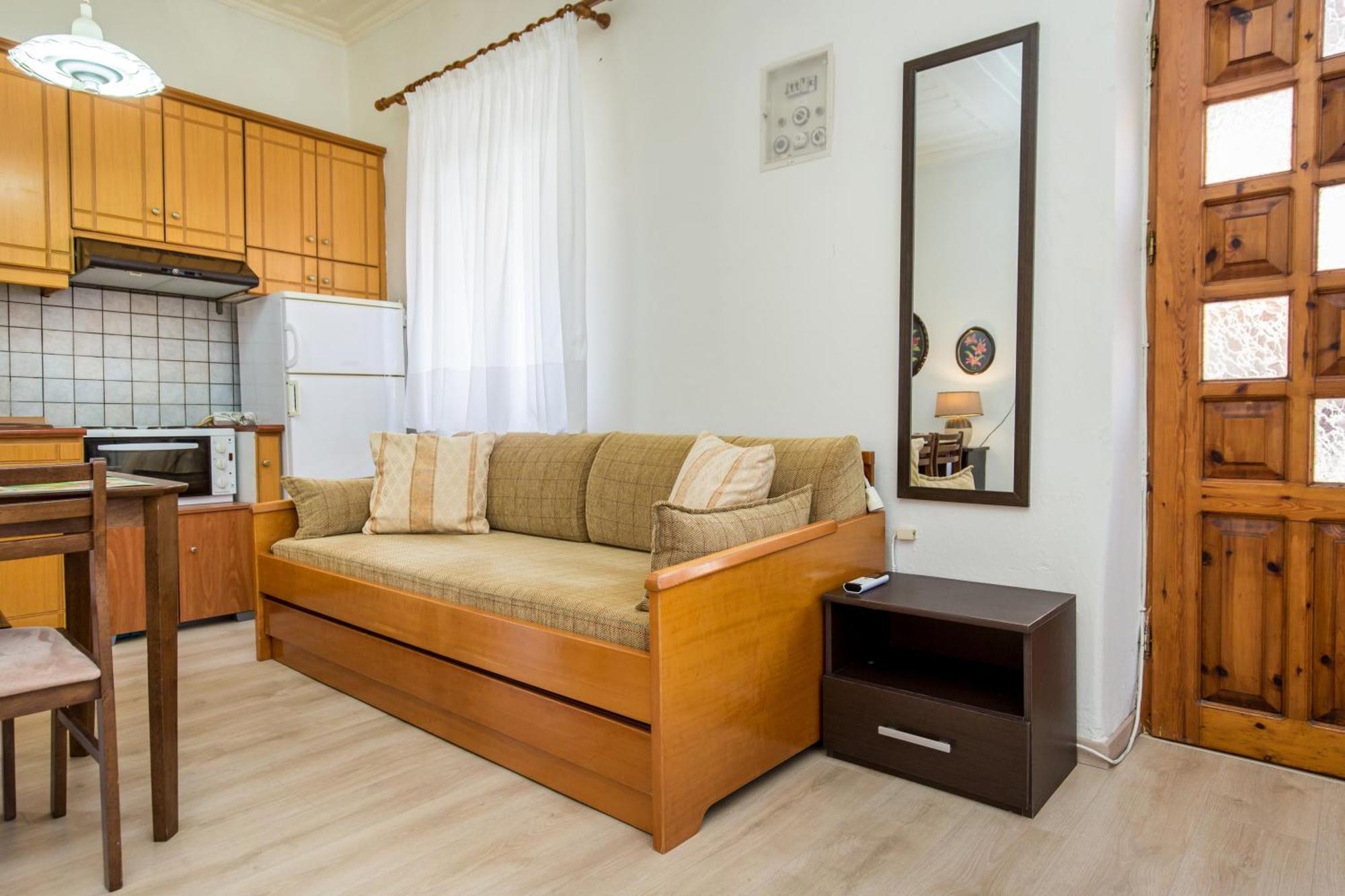 شقة House Stella يميناريا المظهر الخارجي الصورة